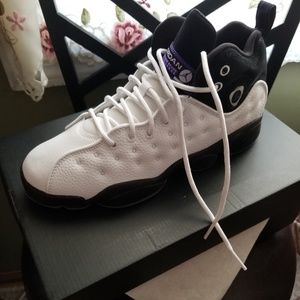 "Big Kids" Jordan Jumpman Team Basketball Sneakers